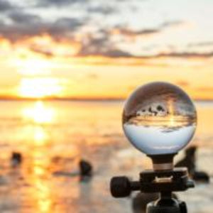 Refractique™ Lensball Suction Mount